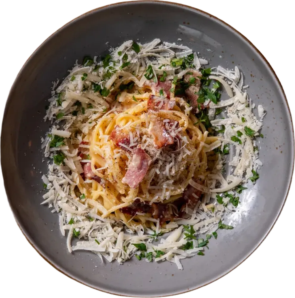 Spaghetti Carbonara, pasta w Trattoria Volare